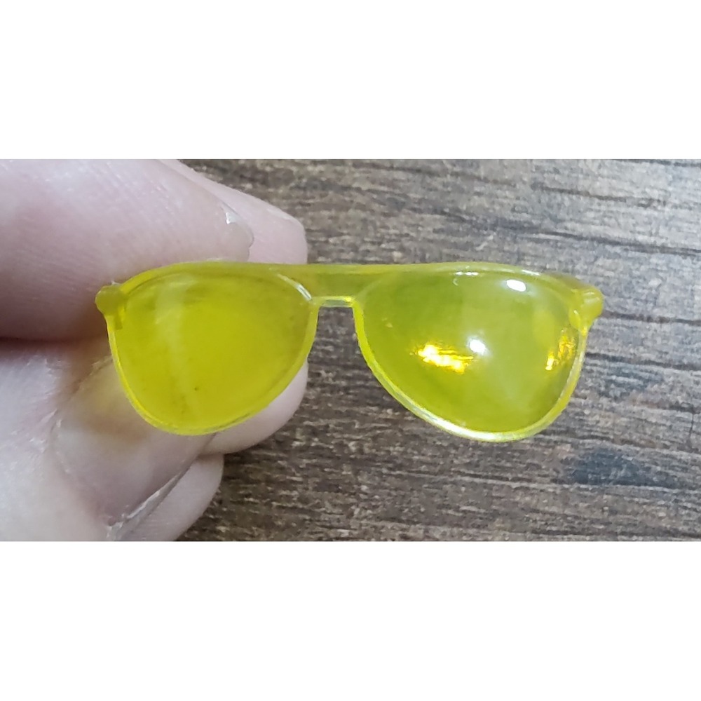 Fashion Doll Yellow Transparent Sunglasses Fashion Accessory Glasses Z26